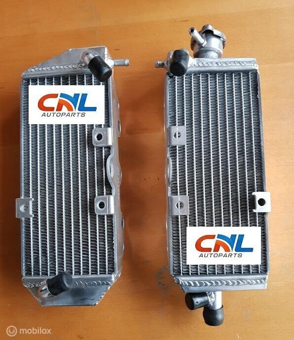 Radiateur Suzuki RM125 RM 125 2-stroke 1993-1995 1993 1994, Motoren, Nieuw, Ophalen of Verzenden