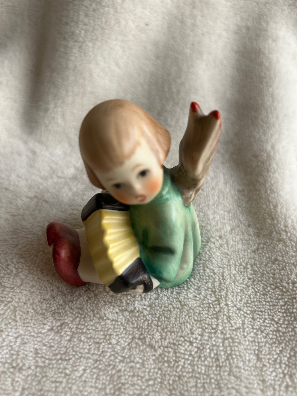 Vintage Hummel beeldje: Engel met accordeon, Verzamelen, Beelden en Beeldjes, Ophalen of Verzenden, Gebruikt, Hummel