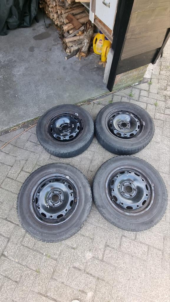 Continental 4stuks winterbanden 175/70 R14, Ophalen of Verzenden