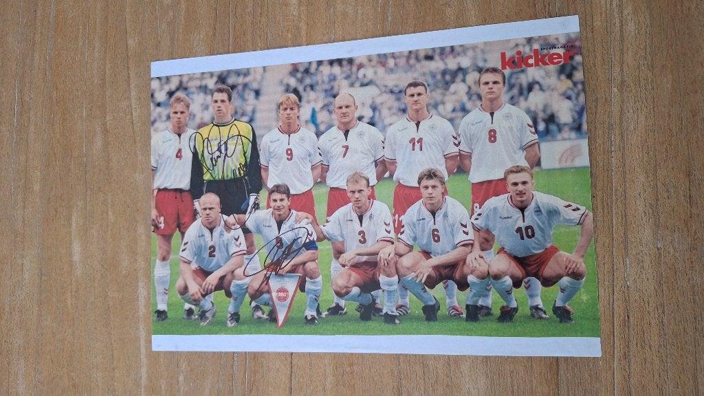 Poster 20x30m uit Kicker met handtekeningen; Denemarken, Ophalen of Verzenden, Nieuw, Buitenlandse clubs, Poster, Plaatje of Sticker