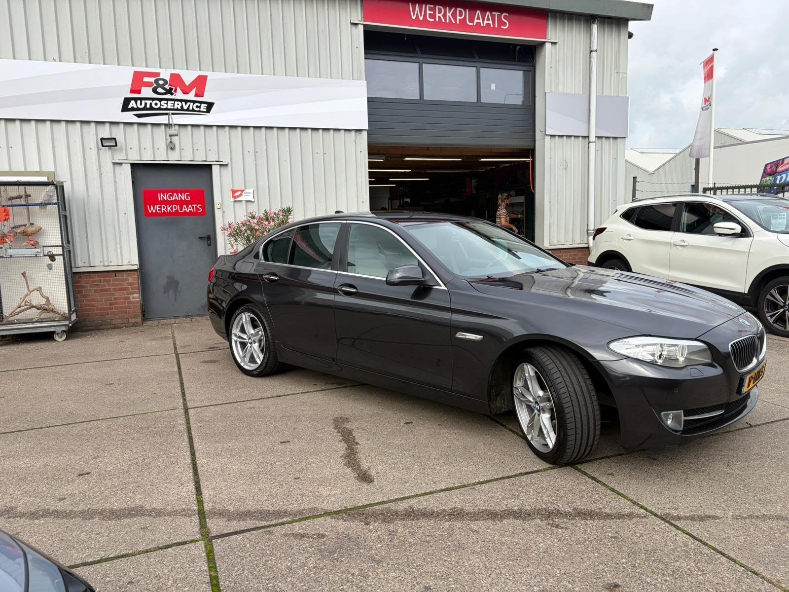 BMW 5-serie 535i High Executive Clima, cruise, stoelverwarmi, Auto's, Automaat, Euro 5, Achterwielaandrijving, Gebruikt