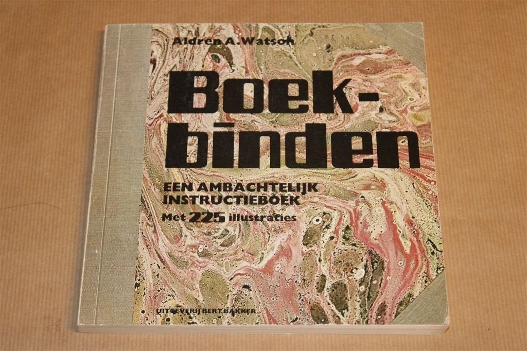 Boekbinden — Een ambachtelijk instructieboek — met ill., Ophalen of Verzenden, Gelezen, Overige onderwerpen