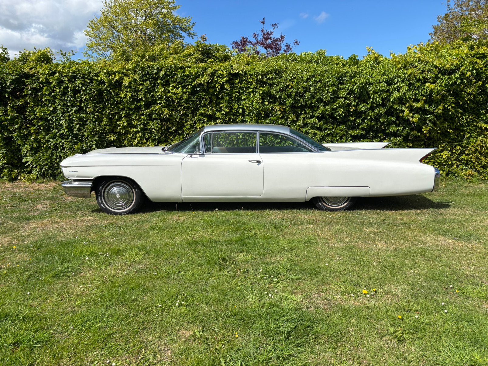Cadillac Coupe de Ville 1960 Wit, Auto's, Cadillac, Particulier, Coupe de Ville, Benzine, Geïmporteerd, Wit, Ophalen