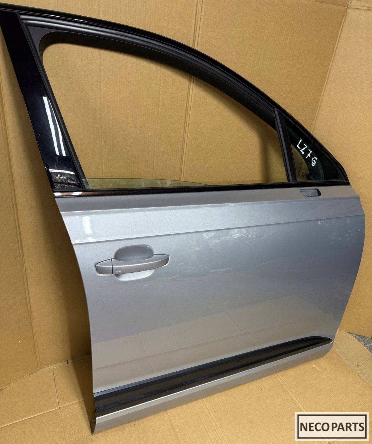 AUDI Q7 4M PORTIER DEUR RECHTS LZ7G ORIGINEEL ALLES LEVERBAA, Gebruikt, -, Achter, -