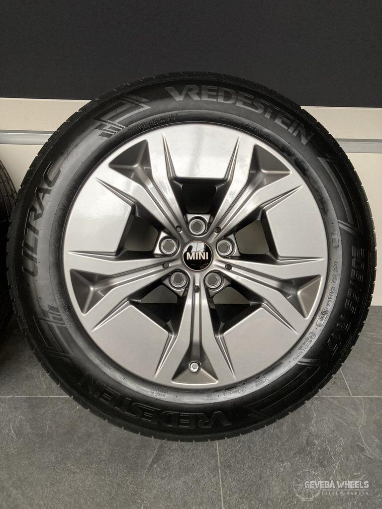 17” originele Mini Countryman U25 / BMW X1 U11 velgen banden, Gebruikt, -, -, Banden en Velgen