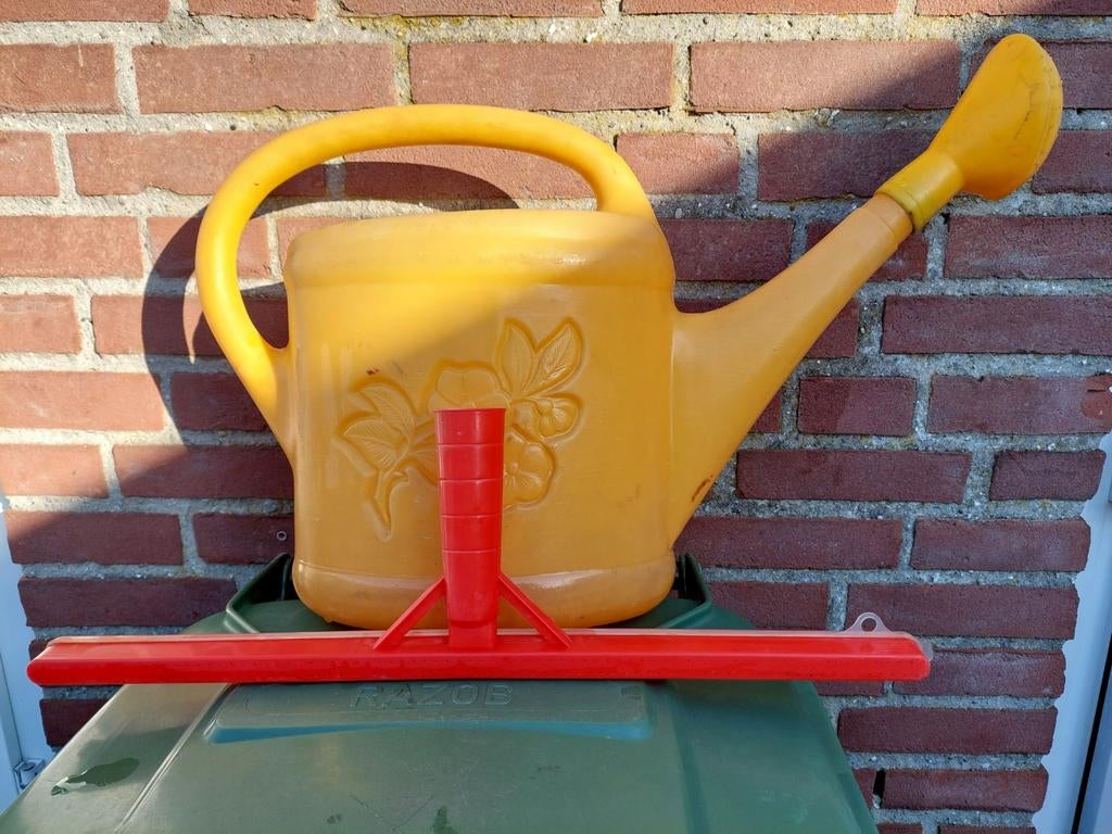 Gele gieter 10 liter, Ophalen, Gebruikt, Kunststof
