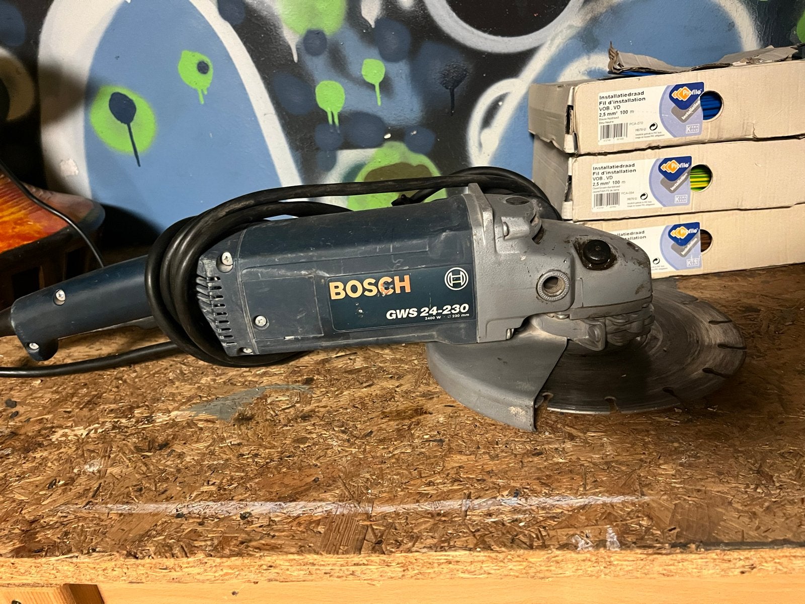 Bosch GWS 24-230 Haakse Slijper - 2400W, 230mm, Ophalen of Verzenden, Gebruikt, 1000 watt of meer, Haakse handslijpmachine