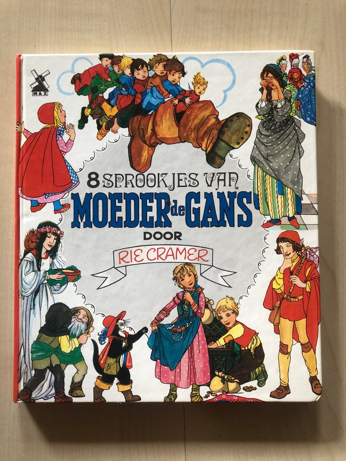 8 Sprookjes van Moeder de Gans - Rie Cramer (1990), Boeken, Sprookjes en Fabels, Ophalen of Verzenden, Gelezen