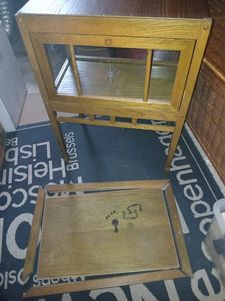vintage eiken theekastje met sterdecoratie in het glas, Ophalen, Glas, Gebruikt, Met klep(pen)