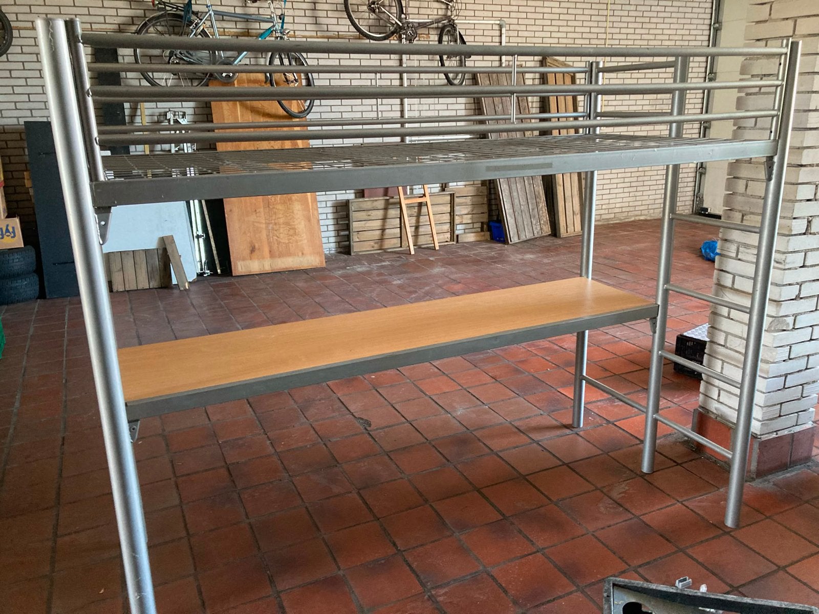 Stalen Hoogslaper met bureau 90x200, Ophalen, Gebruikt, Eenpersoons, 200 cm