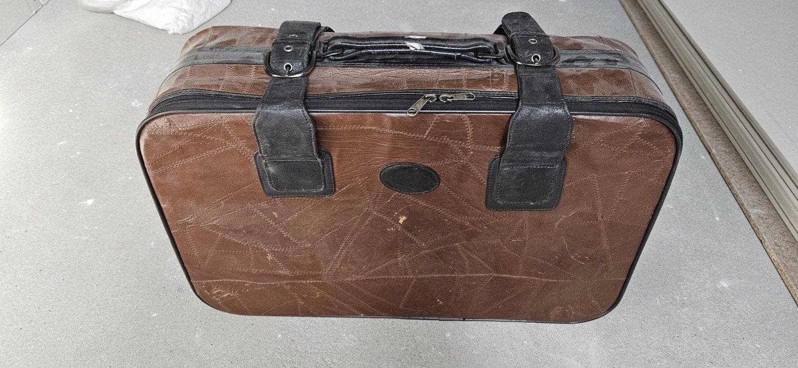 Vintage lederen reiskoffer - Gratis af te halen, 60 tot 70 cm, Gebruikt, Leer, Ophalen of Verzenden