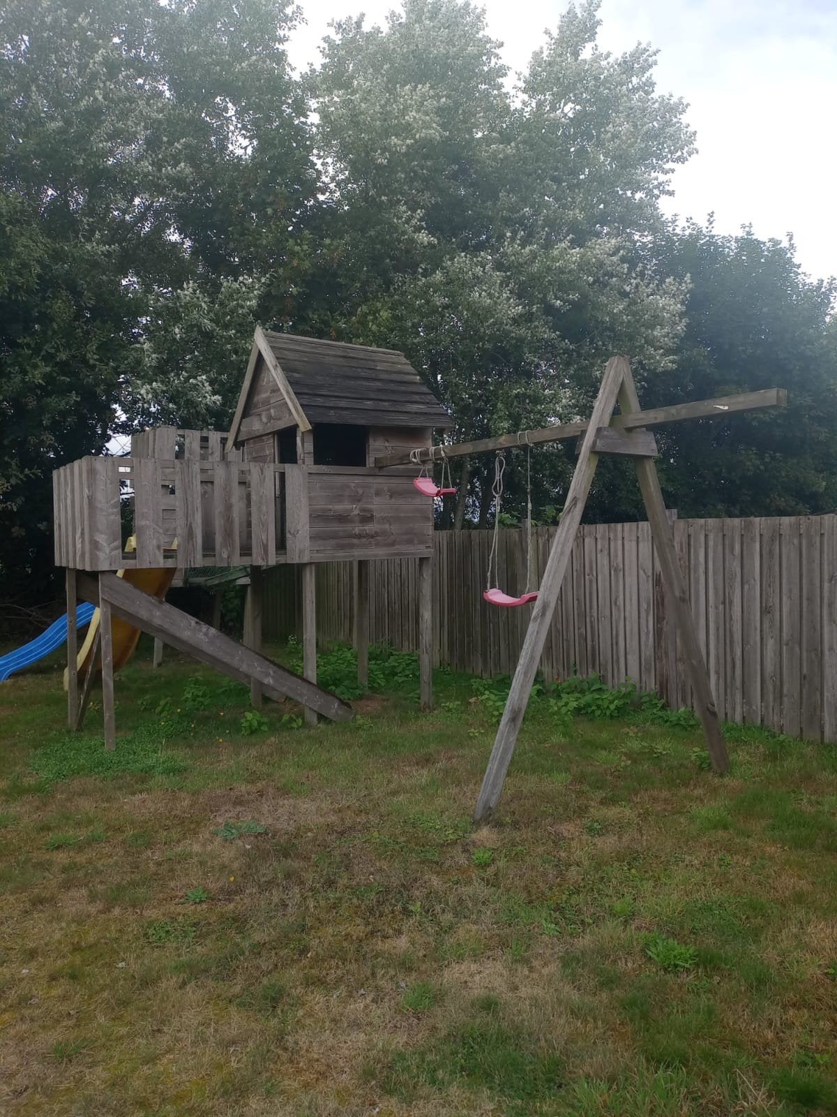 Groot speeltoeste, Ophalen, Gebruikt, Schommel