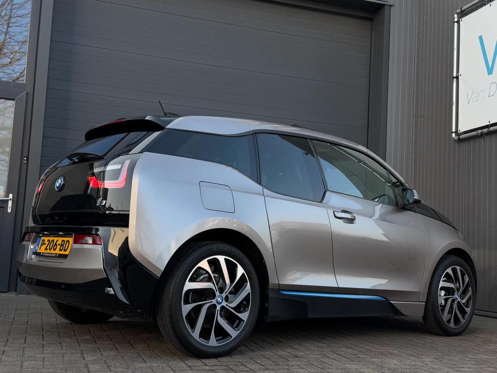 BMW I3 Basis Comfort Advance 22 kWh | Leder | Schuifdak | 19, Automaat, Achterwielaandrijving, Zwart, 4 stoelen