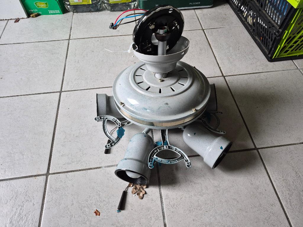 Plafondventilator met lampen, Witgoed en Apparatuur, Ventilatoren, Ophalen, Gebruikt, Plafondventilator