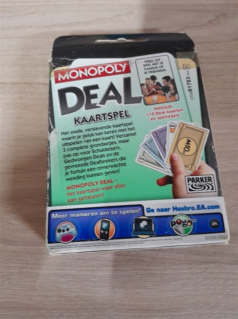 Monopoly deal - kaartspel - s3894, Hobby en Vrije tijd, Gezelschapsspellen | Bordspellen, Verzenden, Zo goed als nieuw