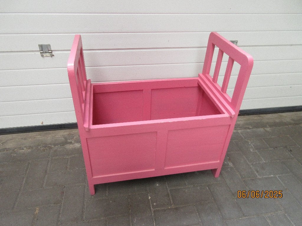 groot poppenbedje roze, Ophalen, Gebruikt, Babypop