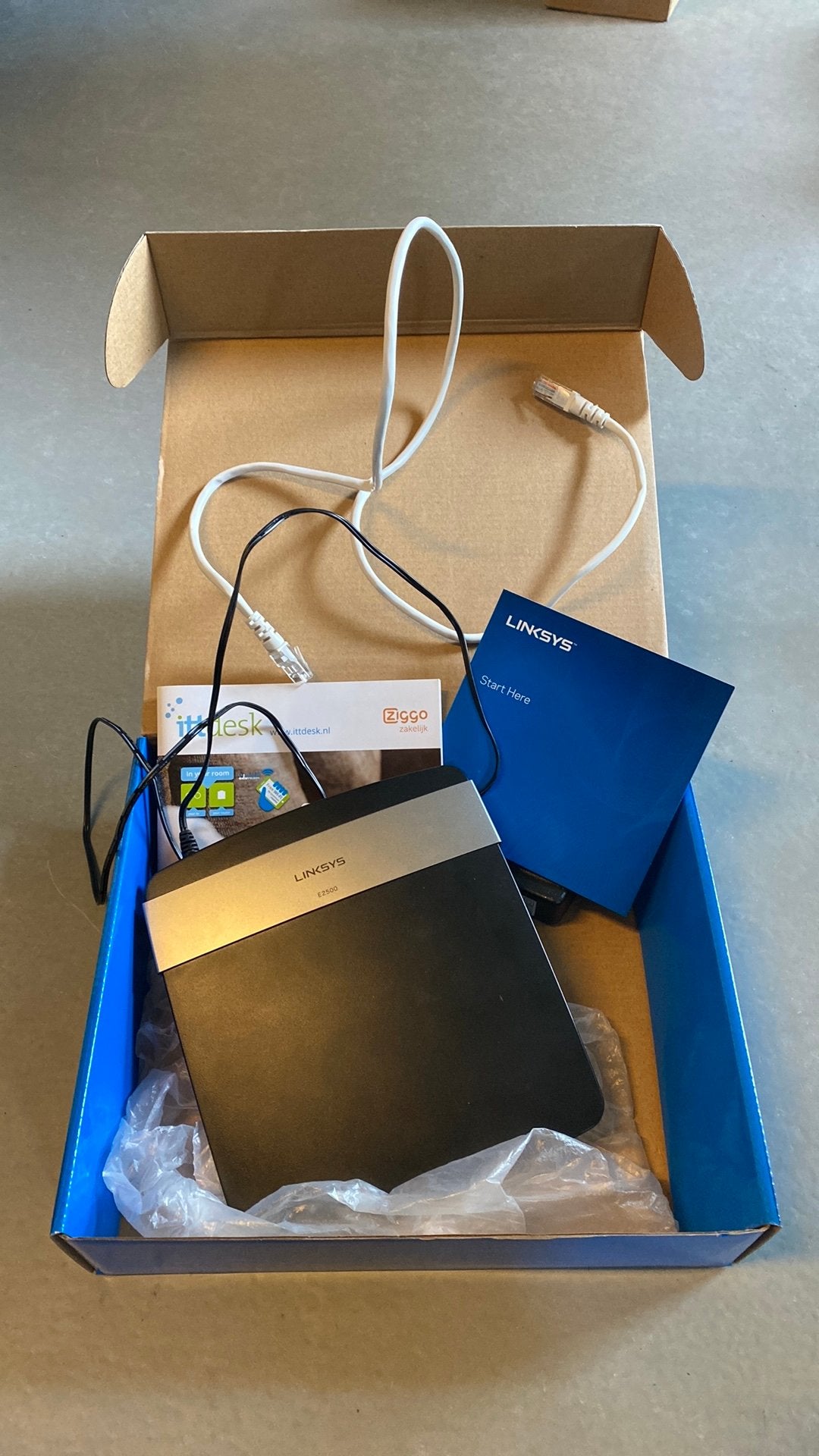 Linksys Router N600 E2500 dual band wifi router, Computers en Software, Routers en Modems, Ophalen of Verzenden, Zo goed als nieuw