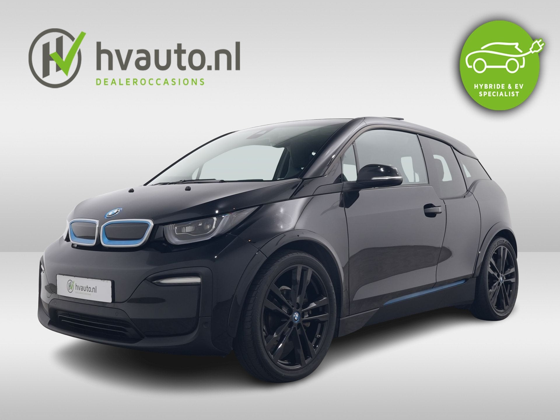 BMW i3 170PK 120AH 42 KWH SOH: 96% | Warmtepomp | Panoramada, Auto's, Automaat, Dealer onderhouden, Gebruikt, Zwart