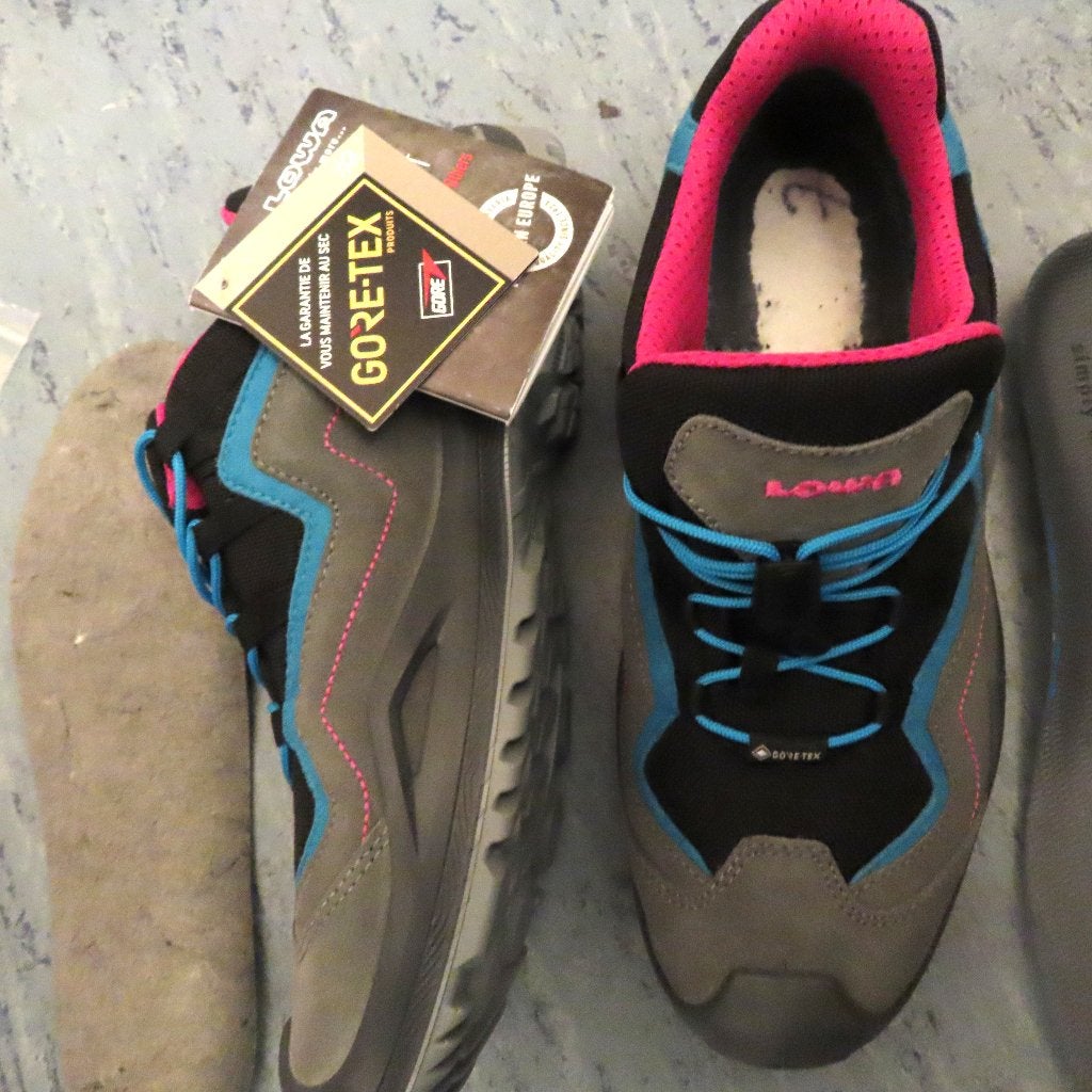 wandelschoenen Lowa dames Goretex EVO gtx Lo 40 blauw/grijs, Verzenden, Nieuw, Schoenen