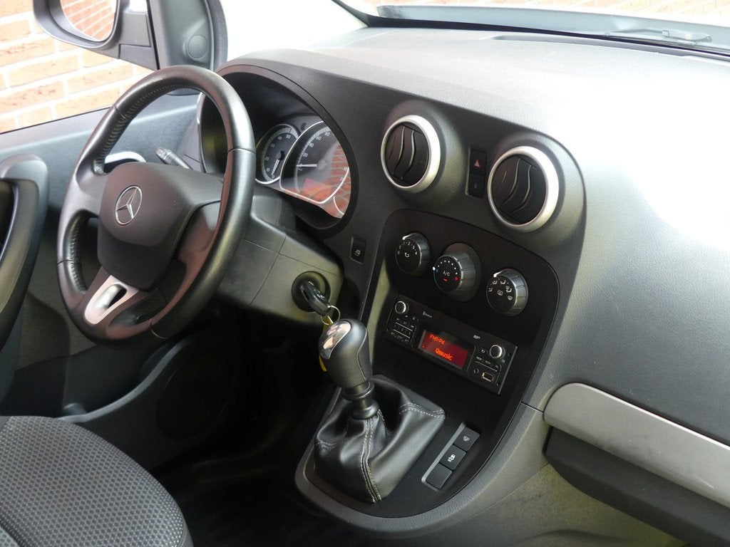 Mercedes-Benz Citan 111 CDI Airco/Trekhaak/PDC/Cruise contro, Auto's, Voorwielaandrijving, Euro 5, Gebruikt, 680 kg