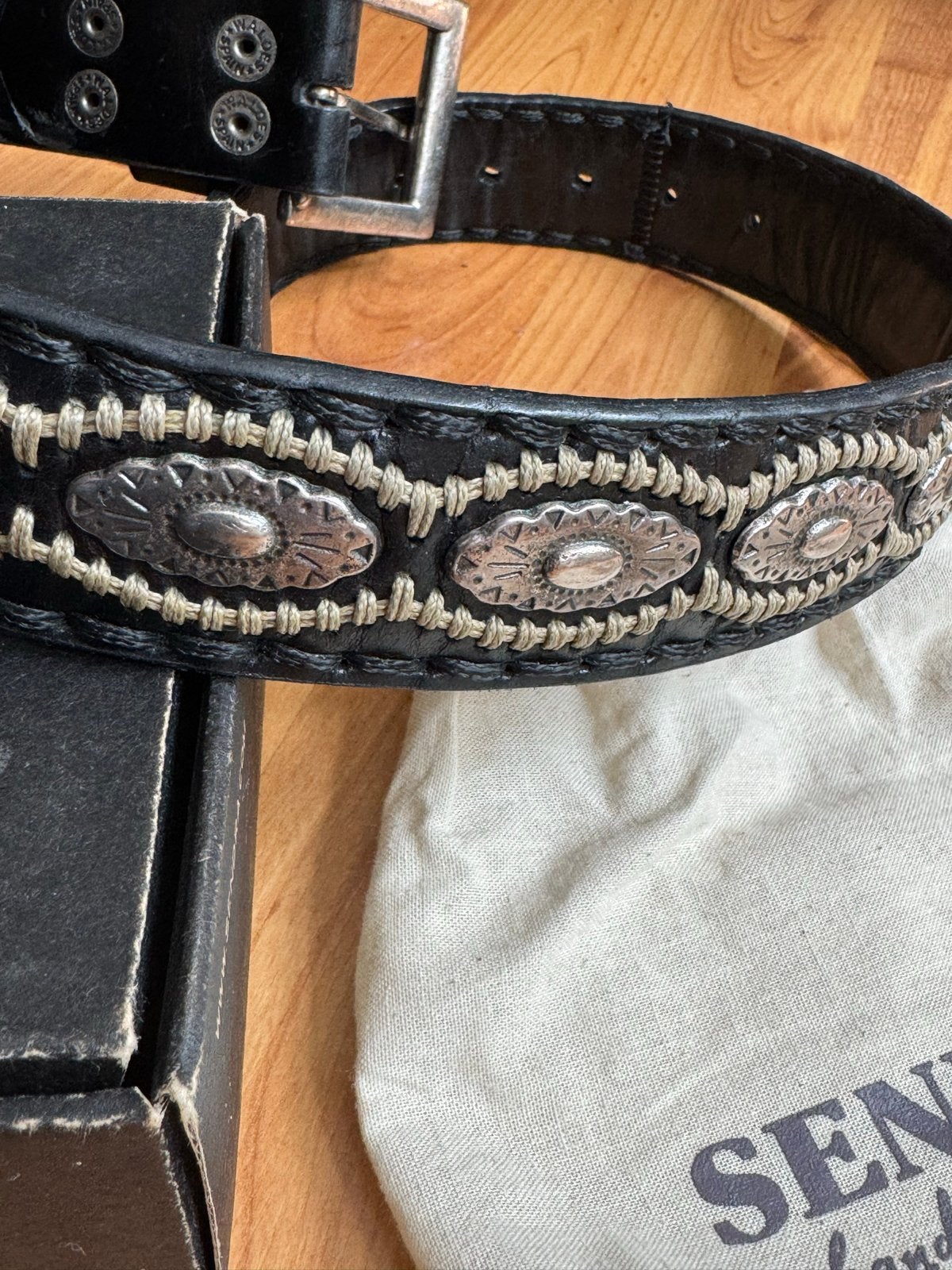 Sendra kinderriem - Zwart leer met zilveren details - 75cm, Ophalen of Verzenden, Zo goed als nieuw