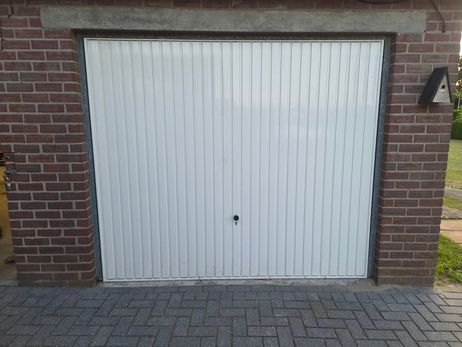 Stalen Garagedeur schuurdeur incl. Rails en slot, Ophalen, Slot