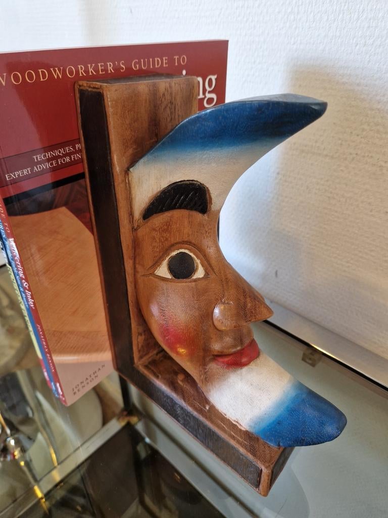 Vintage Wooden Moon Bookend Collector Playroom Home Cottage, Antiek en Kunst, Ophalen of Verzenden