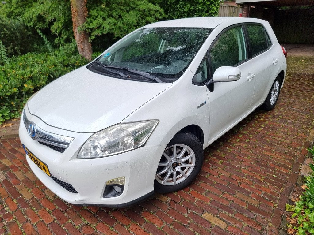 Toyota Auris 1.8 Full Hybrid Aspiration Navi, Euro 5, Gebruikt, 4 cilinders, Wit