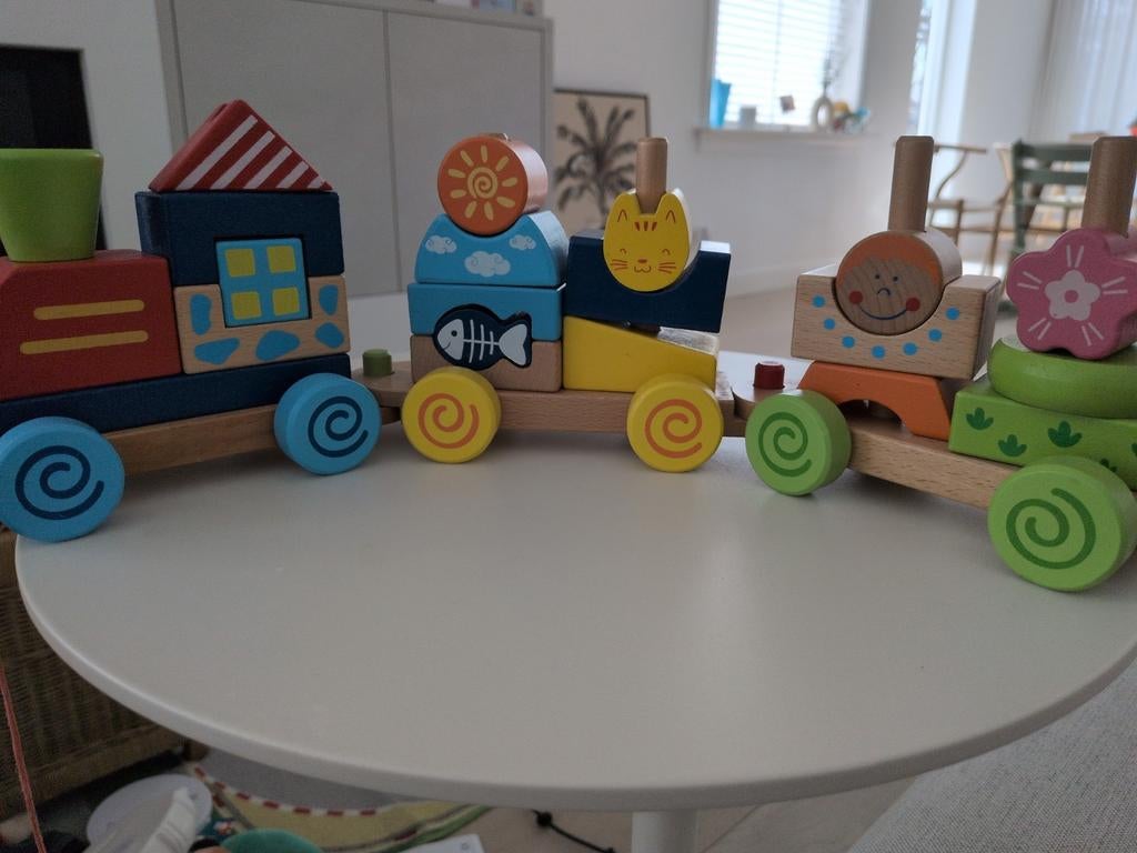 Houten speelgoedtrein in goede staat, Ophalen of Verzenden