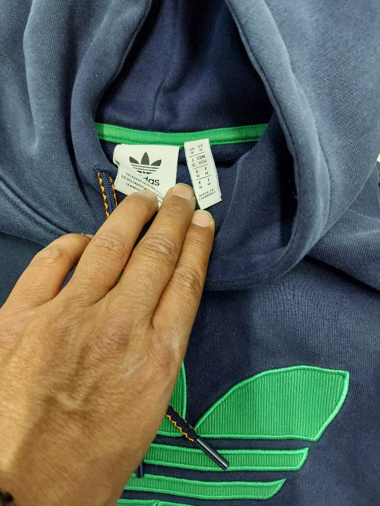 Jas zomer, Ophalen of Verzenden, Zo goed als nieuw, Adidas, Maat 48/50 (M)