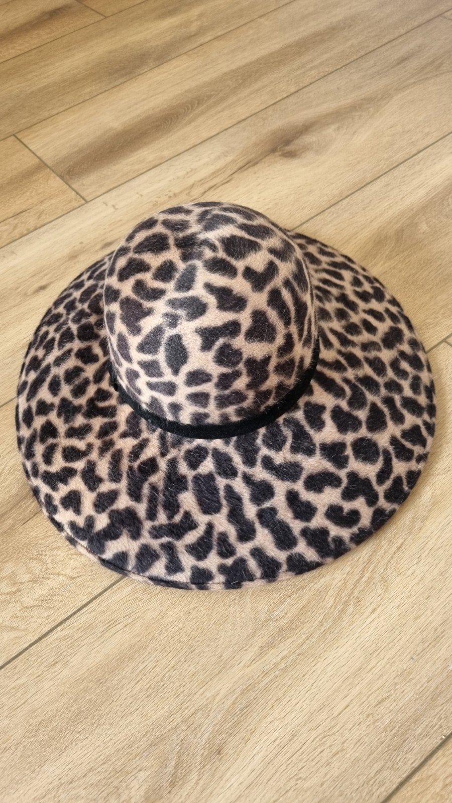 Leopard print hoed, Ophalen of Verzenden, Zo goed als nieuw, One size fits all, Hoed