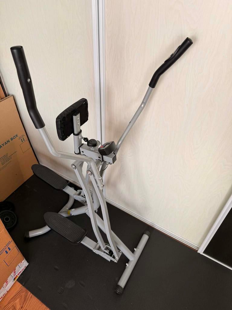 Compacte Crosstrainer - Ideaal voor Thuis Workouts, Ophalen, Gebruikt, Armen, Crosstrainer