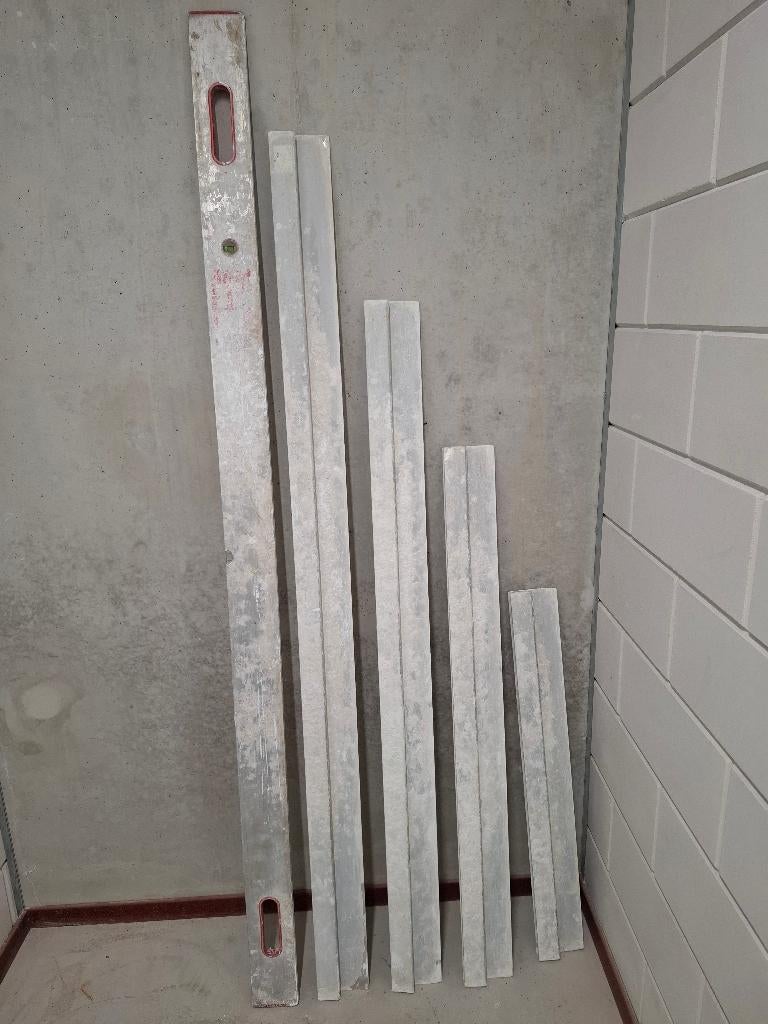 stucadoors( H profiel) reien en  waterpas, Doe-het-zelf en Verbouw, Ophalen, Gebruikt