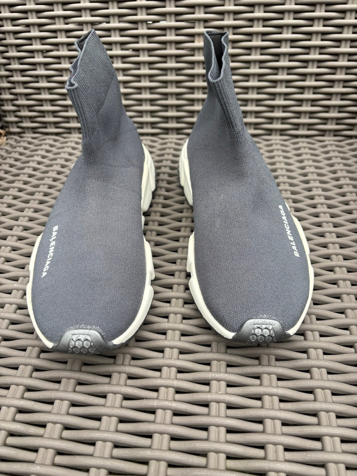 Balenciaga Speed Trainers Grijs - Maat 38, Kleding | Dames, Schoenen, Ophalen of Verzenden, Zo goed als nieuw, Grijs, Sneakers of Gympen
