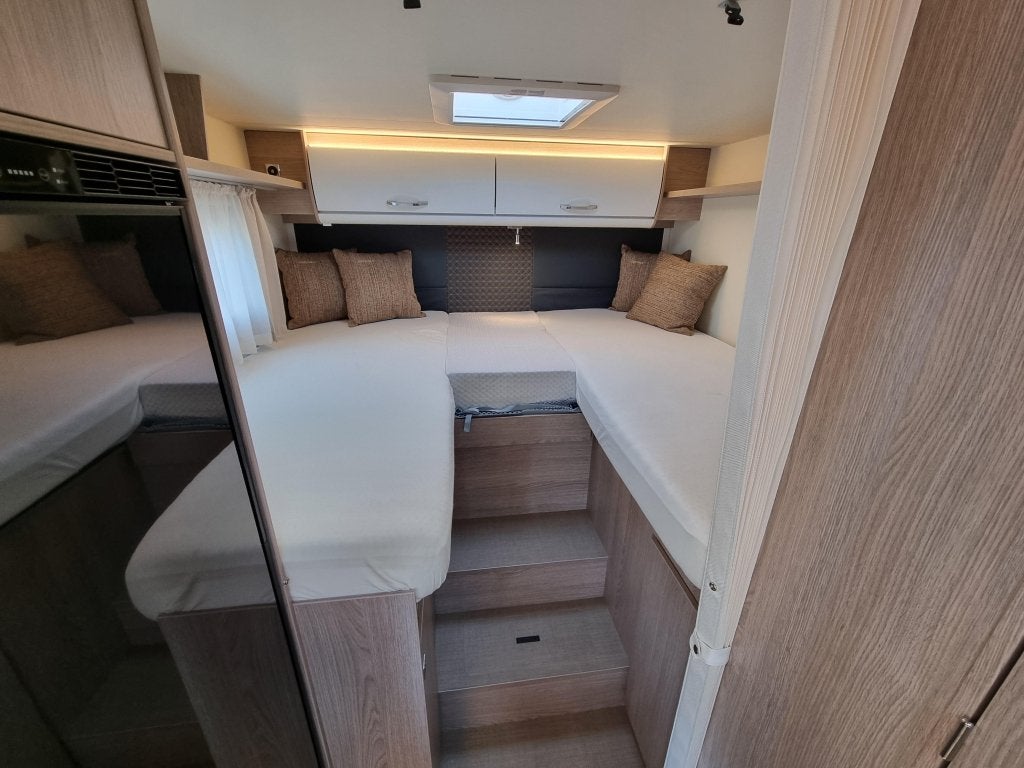 Bürstner Lyseo Time T 690 G Skyline Edition Gelimit, Automaat, Ringverwarming, Fiat, Tot en met 2