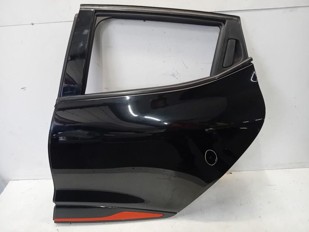 Portier links achter Renault Clio, Onderdelen@venauto.nl, Van der Ven Autorecycling B.V., Gebruikt, Ettenseweg 76, 4706 PB Roosendaal, The Netherlands
