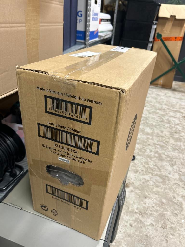 Nieuwe doos met onbekende inhoud - Made in Vietnam, Ophalen, Nieuw