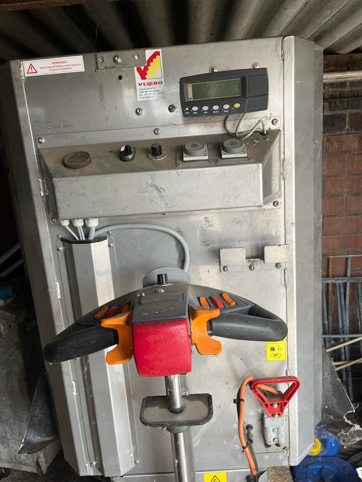 Vliebo voermachine / voerrobot, Dieren en Toebehoren, Hondenvoerbakken en Drinkbakken, Ophalen of Verzenden