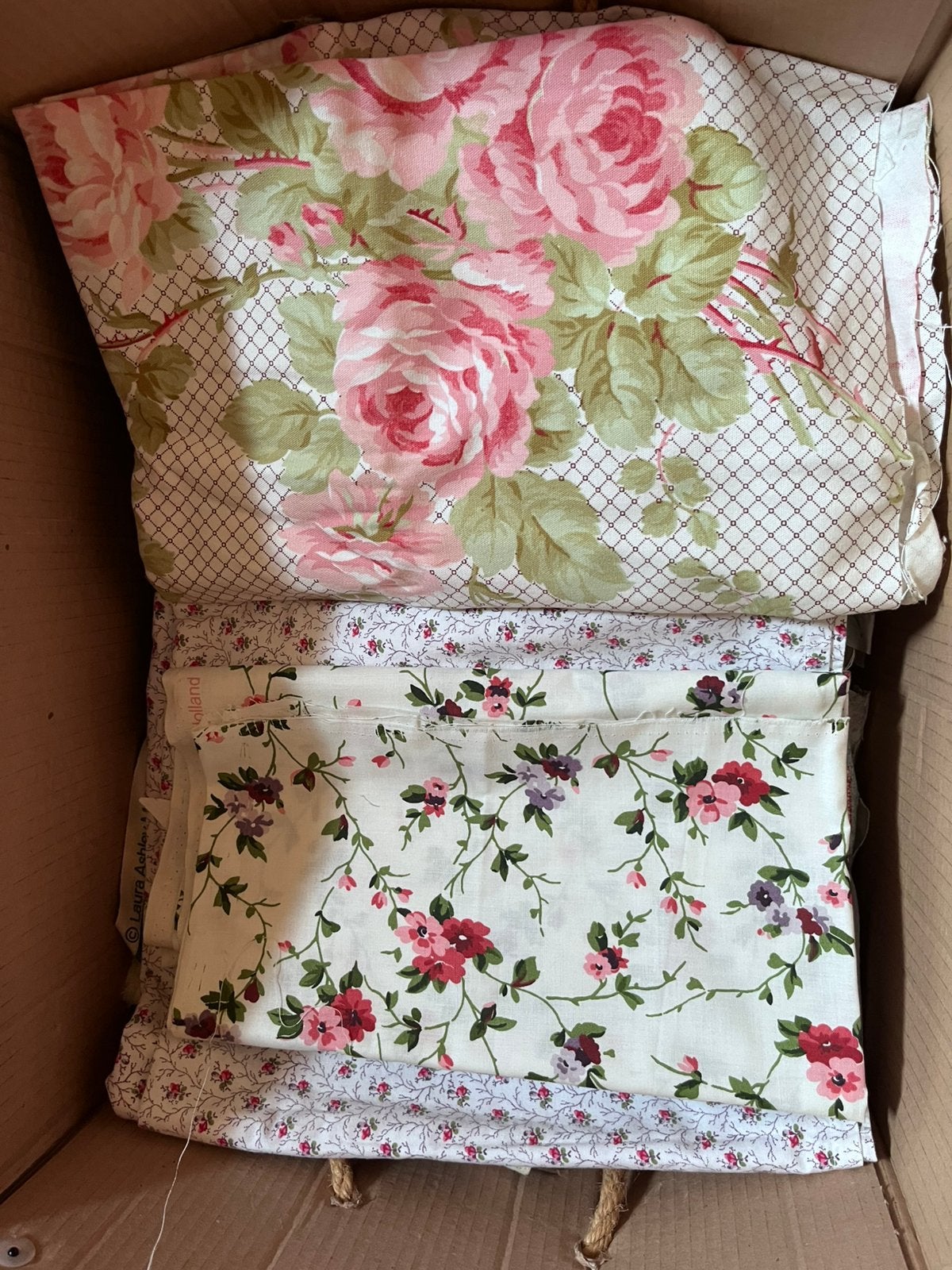 Laura Ashley lappen stof., Ophalen of Verzenden, Nieuw, Vierkant