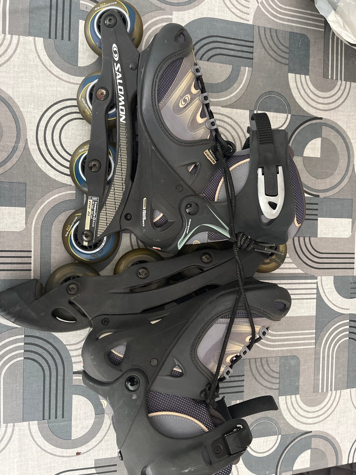 Salomon inline skates - Maat 39,5, Sport en Fitness, Schaatsen, Ophalen of Verzenden, Gebruikt, Noren, Overige merken