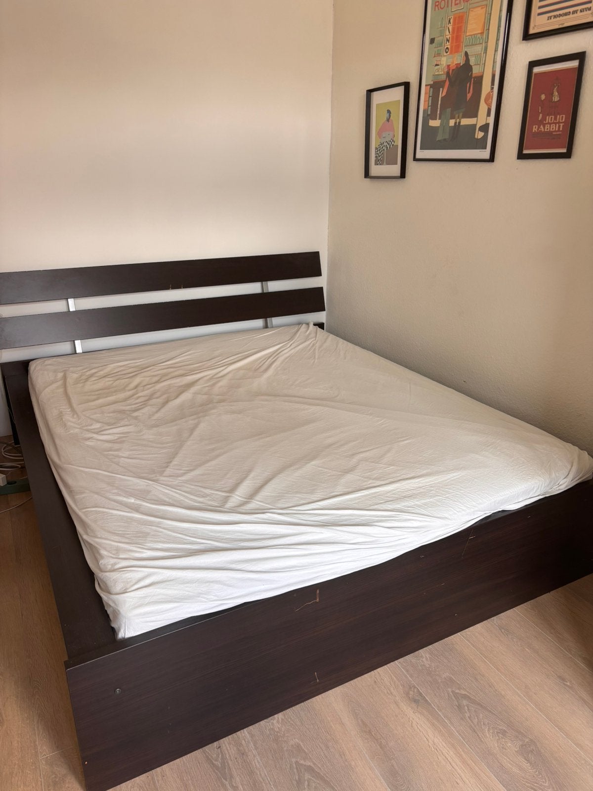 Bed frame + big Ikea mattress 160x200 cm, Ophalen, Wit, Tweepersoons, Zo goed als nieuw