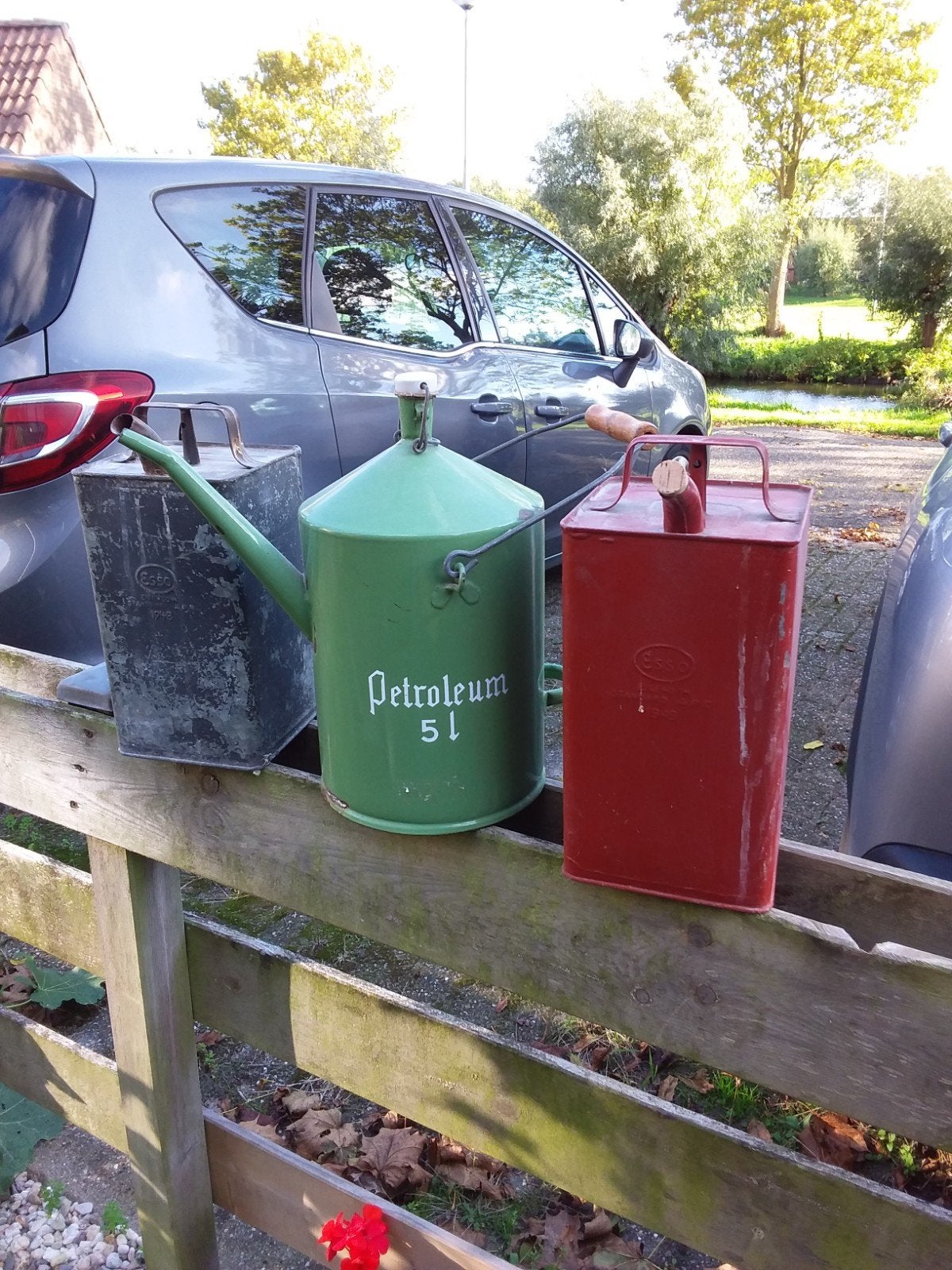 Vintage Esso jerrycans en petroleumkan - Jaren '40/'50, Ophalen