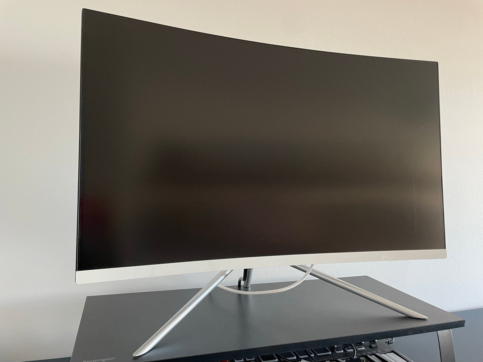 DENVER® Computer monitor MLC-2701 27” Full HD Curved Monitor, HDMI, Curved, Full HD, Zo goed als nieuw