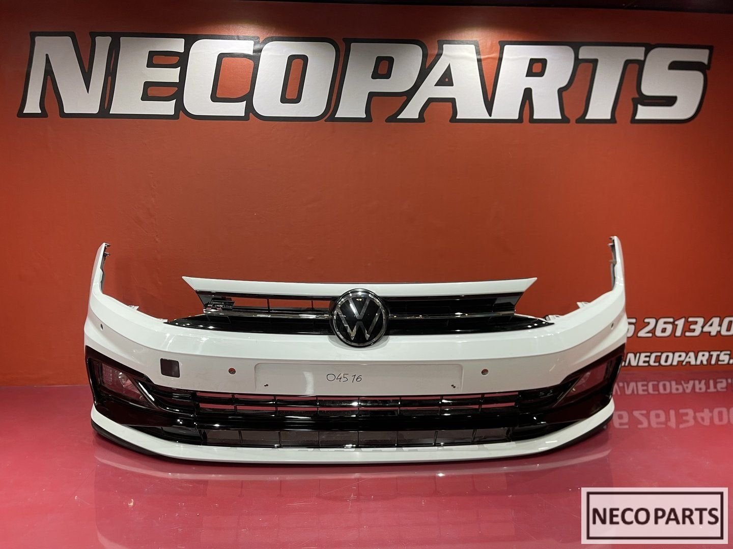 VW POLO 2G R-LINE R LINE  BUMPER VOORBUMPER COMPLEET, Gebruikt, Volkswagen, -, Ophalen of Verzenden