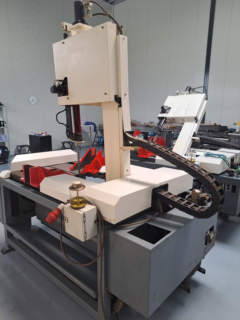 Bauer VG450L Verticale Lintzaagmachine, Ophalen of Verzenden