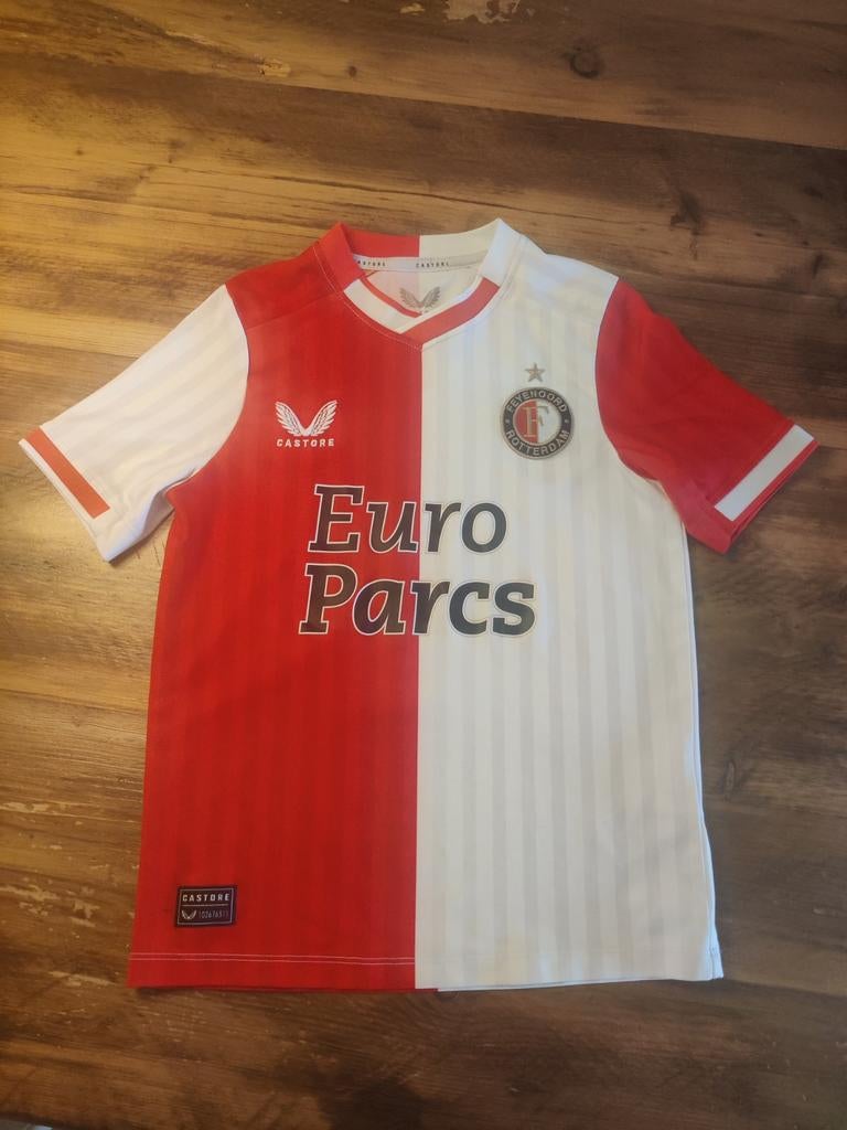 Feyenoord setje 128 (1 shirt, 2 broeken), Maat XS of kleiner, Ophalen of Verzenden, Shirt