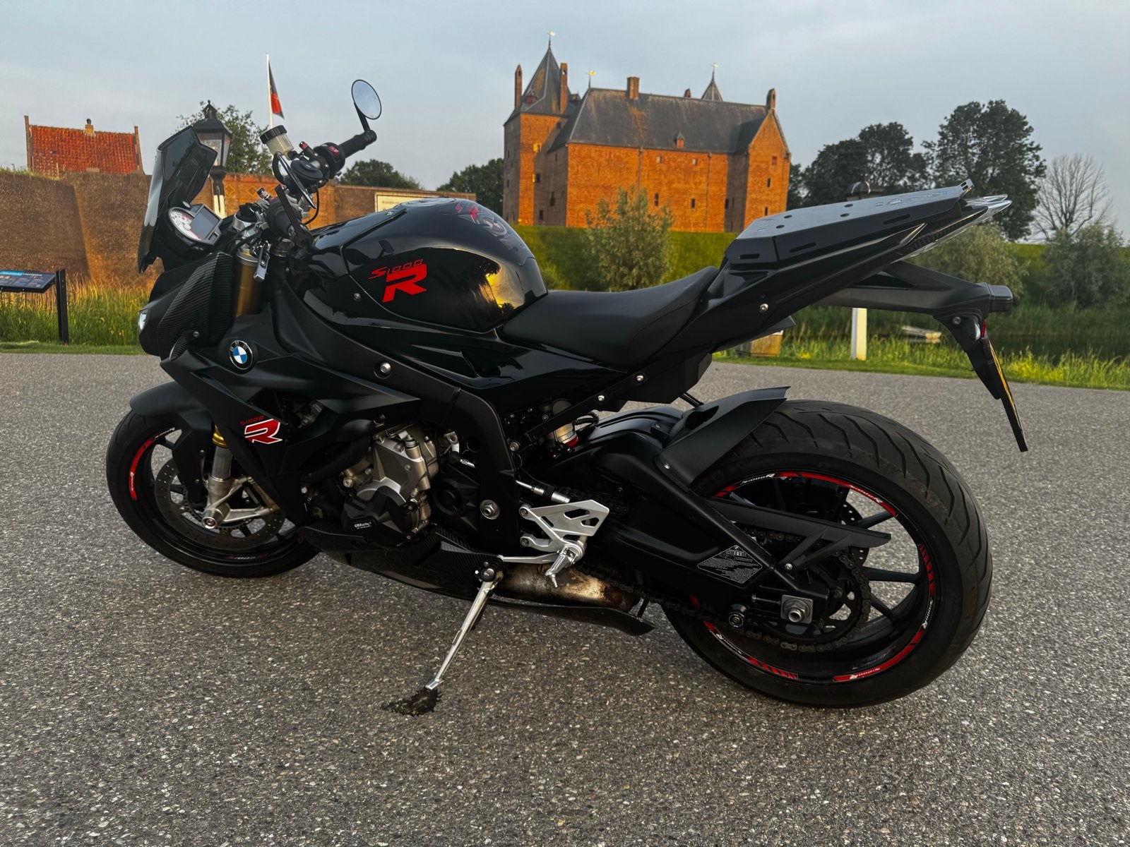 BMW S1000R - Full option uit 2016, Motoren, 4 cilinders, Motorrijbewijs A, Handvatverwarming, Gebruikt
