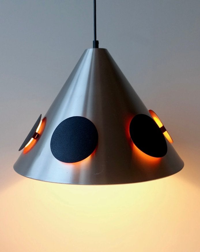 Space Age cone hanglamp van Lakro Amstelveen
