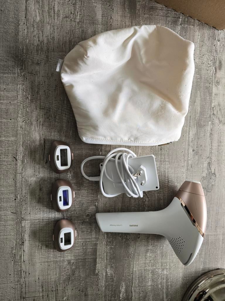 Philips Lumea Prestige IPL ontharingsapparaat, Ophalen of Verzenden, Zo goed als nieuw, Scheren en Epileren