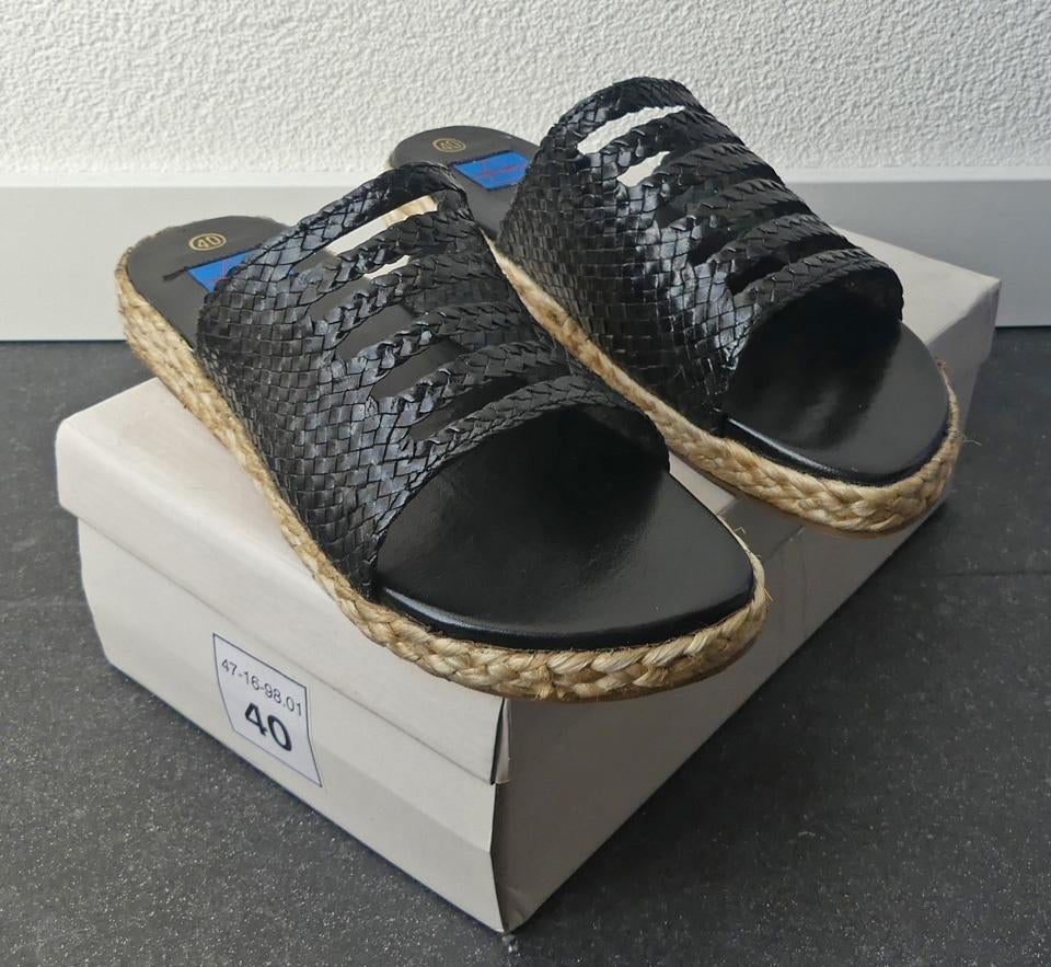 Laura Loretti espadrilles muiltjes maat 40 zwart, Kleding | Dames, Laura Loretti, Zwart, Ophalen of Verzenden, Zo goed als nieuw